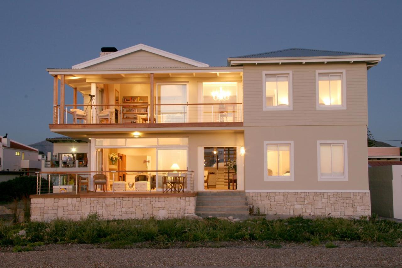 138 Marine Beachfront Guesthouse Hermanus Εξωτερικό φωτογραφία