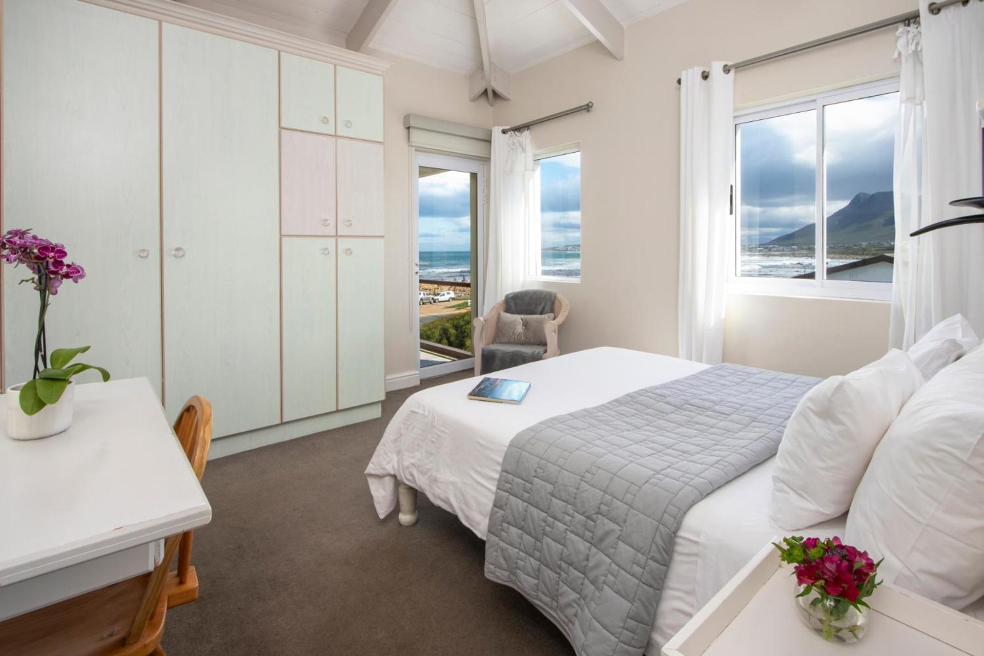 138 Marine Beachfront Guesthouse Hermanus Εξωτερικό φωτογραφία