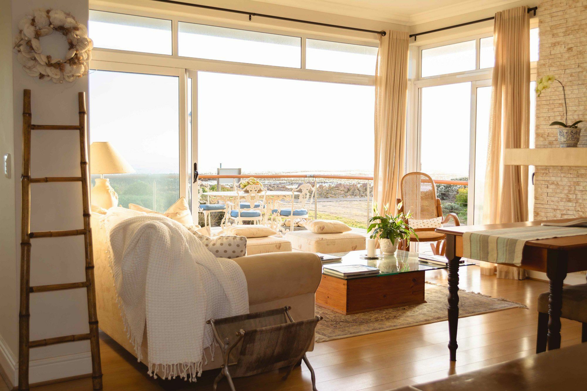 138 Marine Beachfront Guesthouse Hermanus Εξωτερικό φωτογραφία